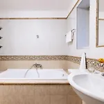 Turnkey I Old Town 5Br Loft Apartment