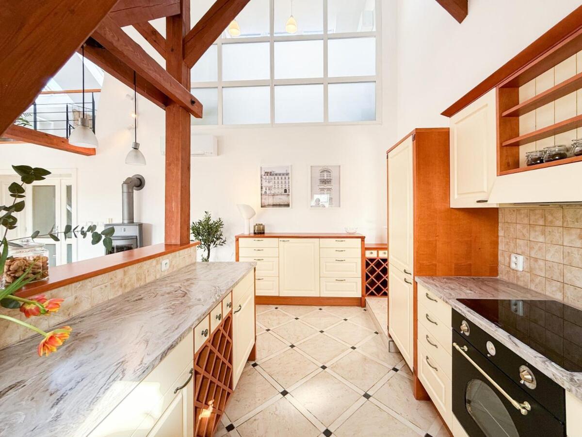 Turnkey I Old Town 5br Loft Appartamento